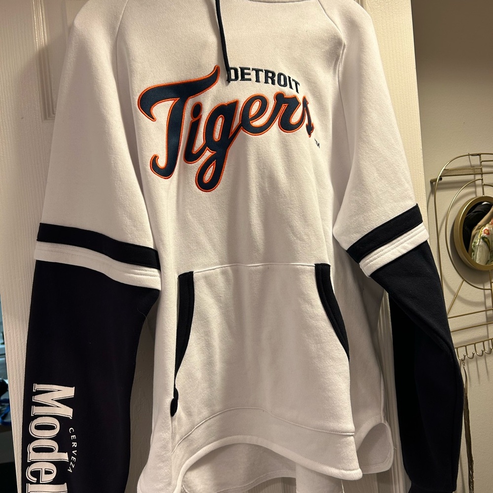 New with tags Detroit Tigers Modelo custom hoodie jersey Large - Picture 2 of 8